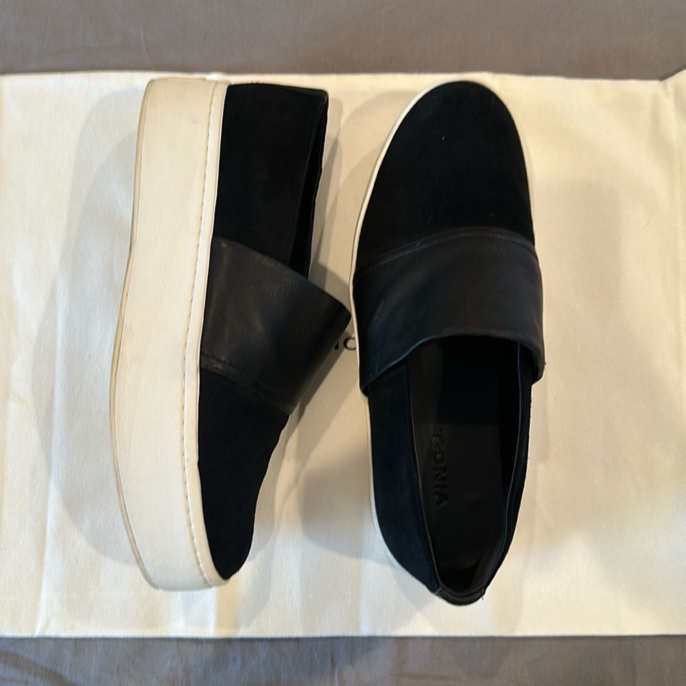 Vince. Ward Women’s Suede Slip on Sneakers - size 6